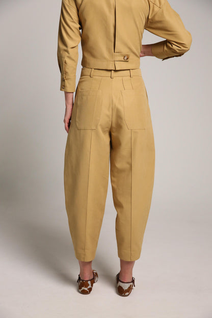 Calça barril