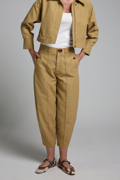 Calça barril